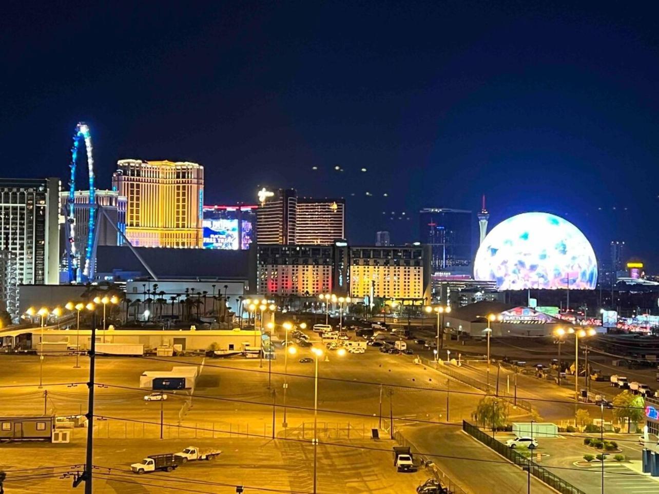 Mgm Balcony Strip Sphere And F1 Race Views Сasa de vacaciones *
